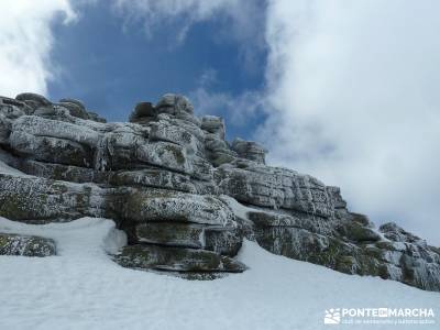 Siete Picos - Parque Nacional Cumbres del Guadarrama;casillas pueblo bastones de senderismo